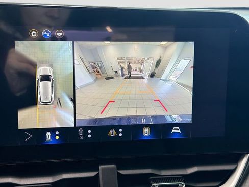 New 2026 Chevrolet Equinox LT w/ Safety and Technology Package image 13