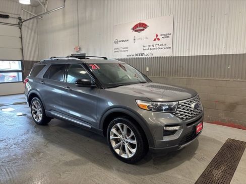 Used 2021 Ford Explorer Platinum w/ Equipment Group 601A image 2
