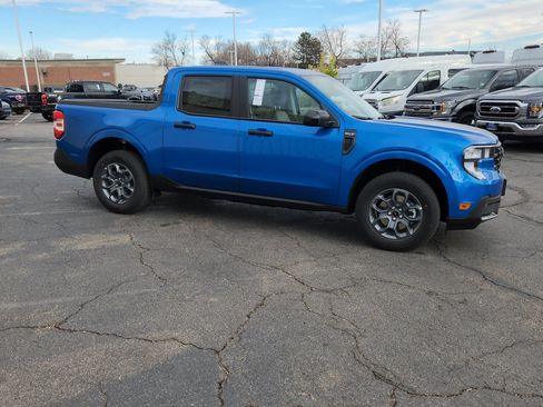 New 2025 Ford Maverick XLT w/ Equipment Group 301A image 14