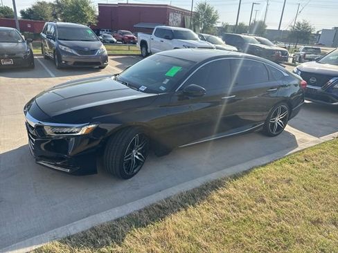 Used 2021 Honda Accord Touring image 7
