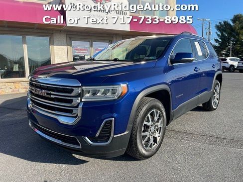 Used 2023 GMC Acadia SLE w/ Driver Convenience Package image 3