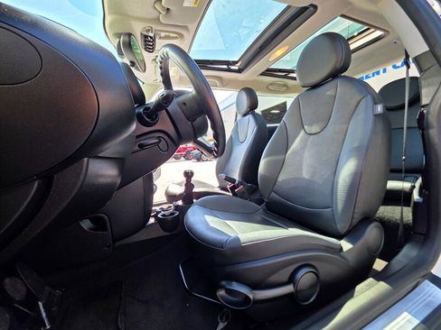 Used 2008 MINI Cooper Hardtop w/ Premium Pkg FWD image 13