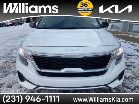 Used 2023 Kia Seltos S image 6