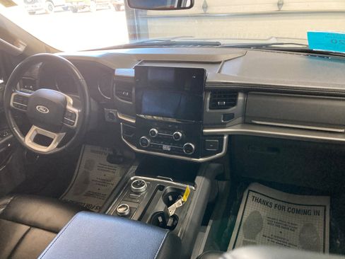 Used 2024 Ford Expedition Max XLT AWD/4WD image 14