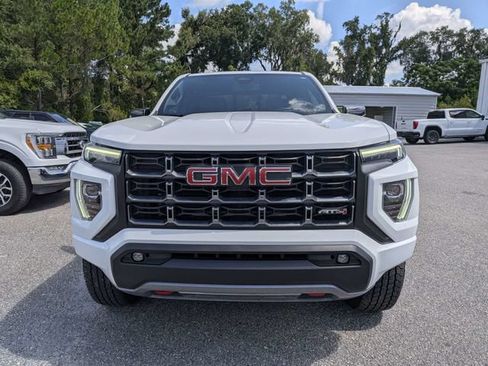 Used 2025 GMC Canyon AT4 w/ AT4 Premium Package AWD/4WD image 8