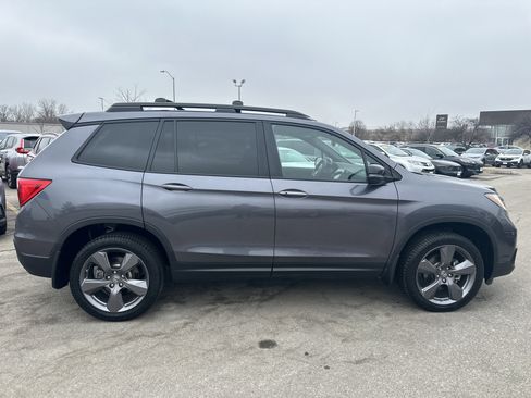 Used 2020 Honda Passport Touring image 3