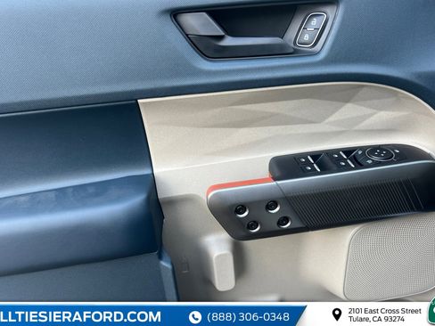 New 2025 Ford Maverick Lariat w/ 4K Tow Package image 12