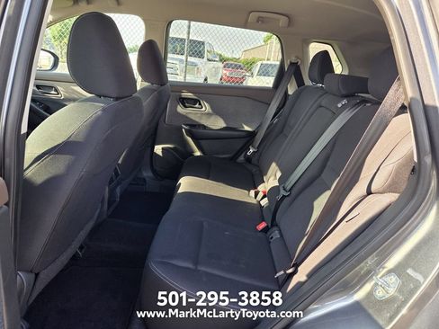 Used 2023 Nissan Rogue S AWD/4WD image 6