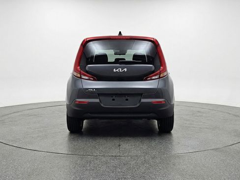 Used 2025 Kia Soul LX w/ LX Technology Package image 7