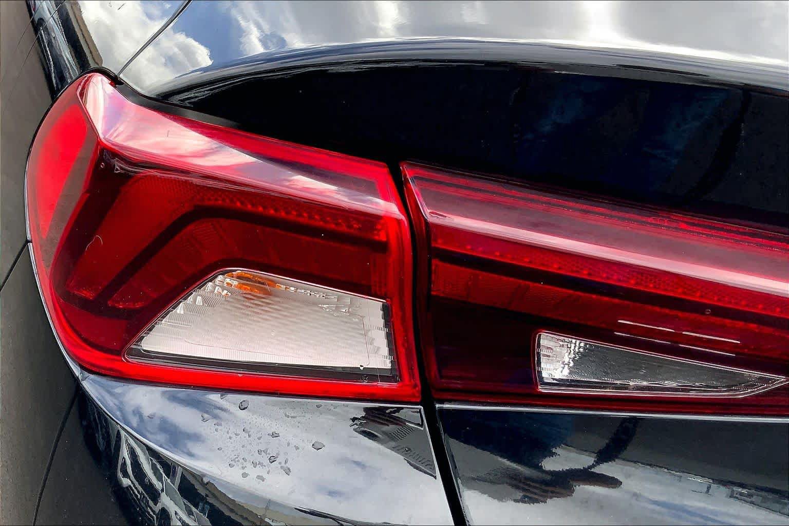 Used 2021 Kia K5 LXS FWD image 32