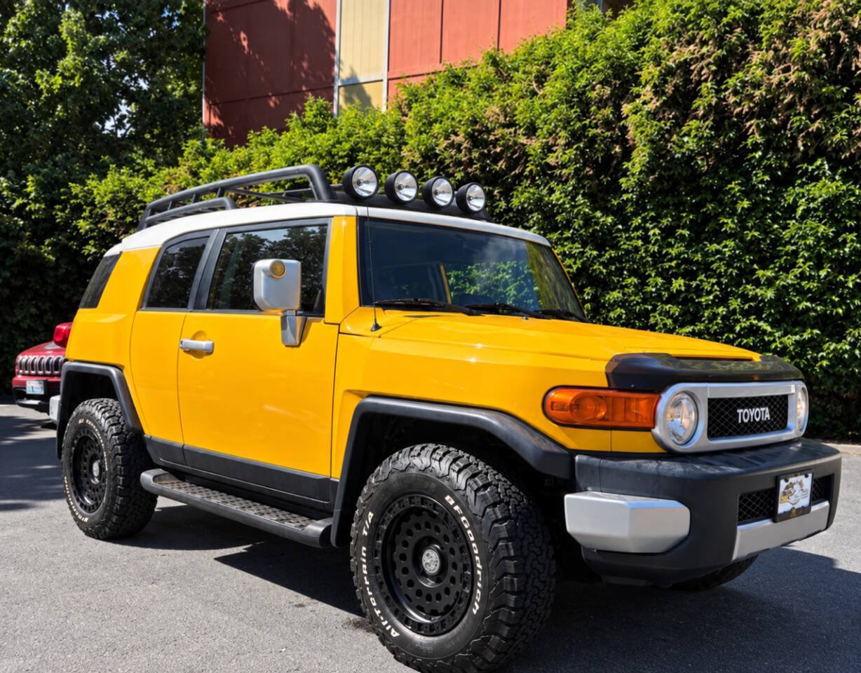 Used 2007 Toyota FJ Cruiser 4WD image 4