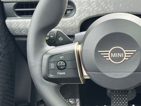 Used 2025 MINI Cooper S image 22