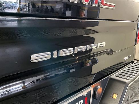 Used 2023 GMC Sierra 1500 SLT RWD image 30
