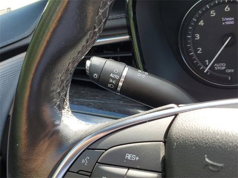 Certified 2022 Cadillac XT5 Premium Luxury w/ Technology Package image 14