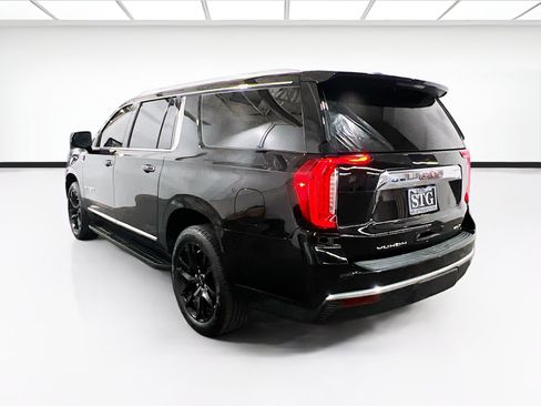 Used 2023 GMC Yukon XL SLT w/ SLT Premium Package AWD/4WD image 6