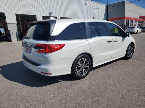 Used 2021 Honda Odyssey Touring image 4
