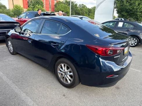 Used 2015 MAZDA MAZDA3 i Grand Touring FWD image 3