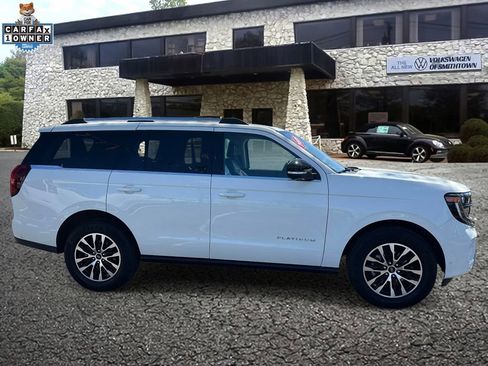 Used 2025 Ford Expedition Platinum AWD/4WD image 4