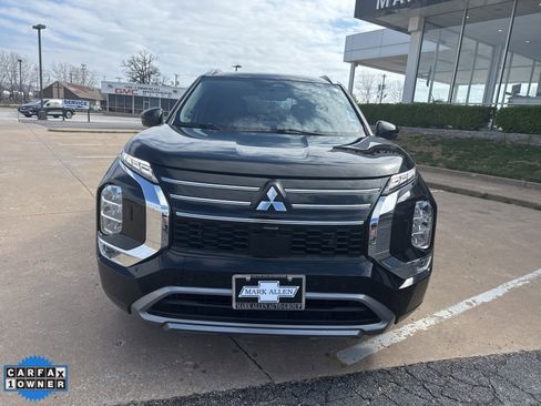 Used 2025 Mitsubishi Outlander SEL image 8