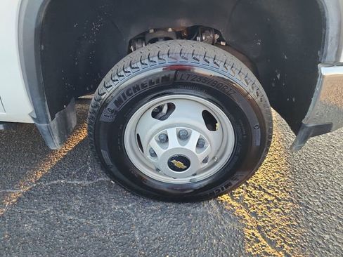 Used 2022 Chevrolet Silverado 3500 W/T w/ WT Convenience Package image 31