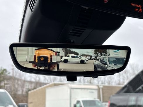 New 2026 GMC Acadia Elevation w/ Elevation Premium Package AWD/4WD image 16