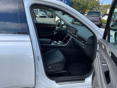 Used 2025 Genesis GV80 2.5T image 48