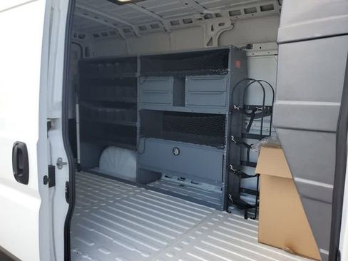 Used 2025 RAM ProMaster 2500 w/ Convenience Group FWD image 21