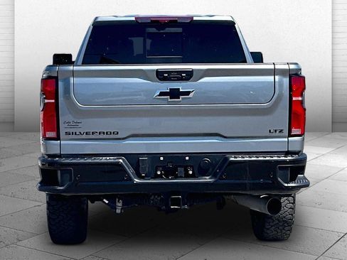 Used 2026 Chevrolet Silverado 2500 LTZ w/ LTZ Plus Package AWD/4WD image 3