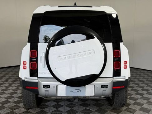 Used 2024 Land Rover Defender 110 S AWD/4WD image 7