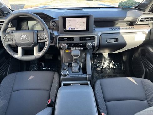 Certified 2025 Toyota Tacoma SR5 image 9