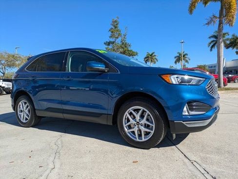 Used 2024 Ford Edge SEL w/ Convenience Package image 2