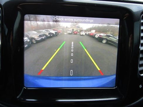 Used 2018 Jeep Compass Limited image 19