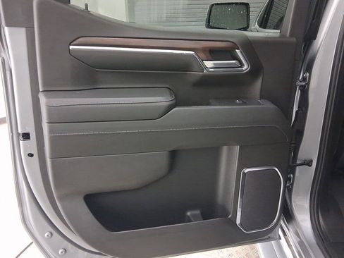 Used 2024 GMC Sierra 1500 SLT w/ SLT Premium Plus Package image 21