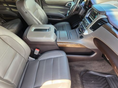 Used 2019 GMC Yukon Denali AWD/4WD image 15