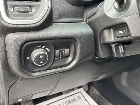 Used 2019 RAM 2500 Laramie image 13