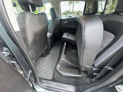 Used 2017 Chevrolet Colorado Z71 AWD/4WD image 25
