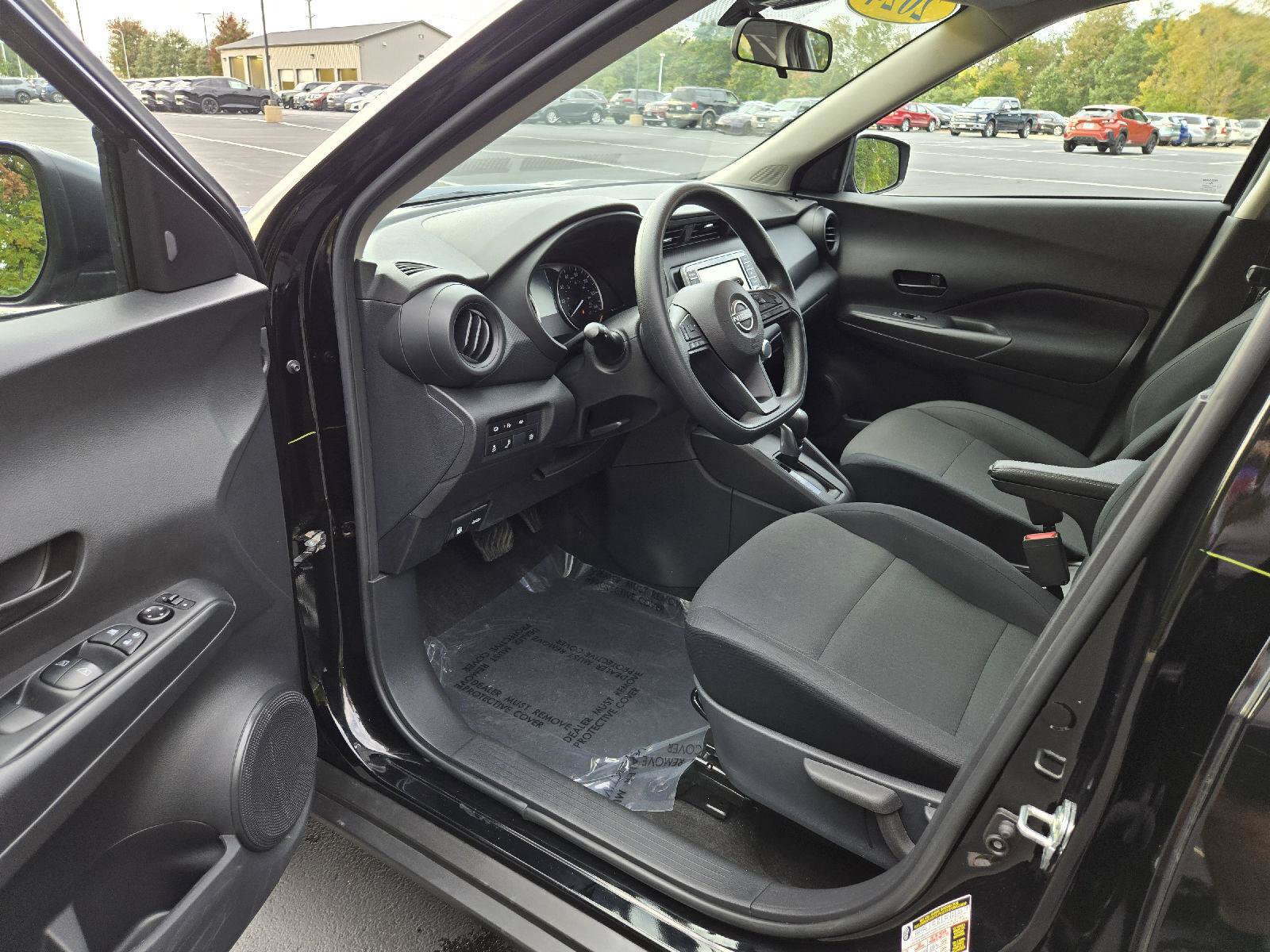 Used 2024 Nissan Kicks S FWD image 11