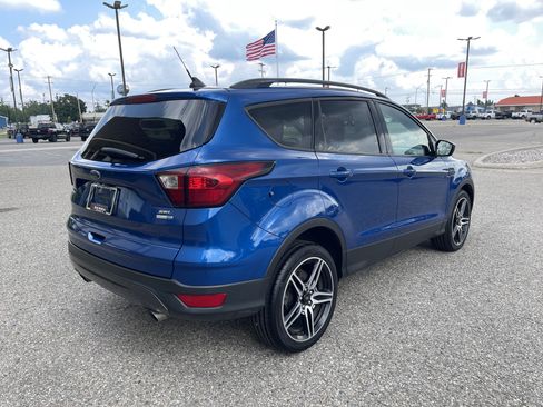 Used 2019 Ford Escape SEL AWD/4WD image 3