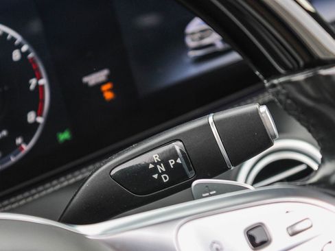 Used 2019 Mercedes-Benz S 560 Cabriolet image 26