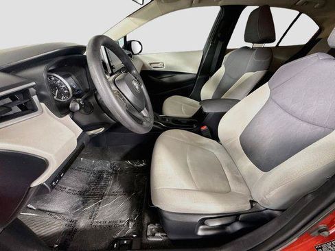 Certified 2021 Toyota Corolla LE FWD image 21