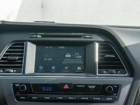 Used 2016 Hyundai Sonata Sport w/ Option Group 1V image 13