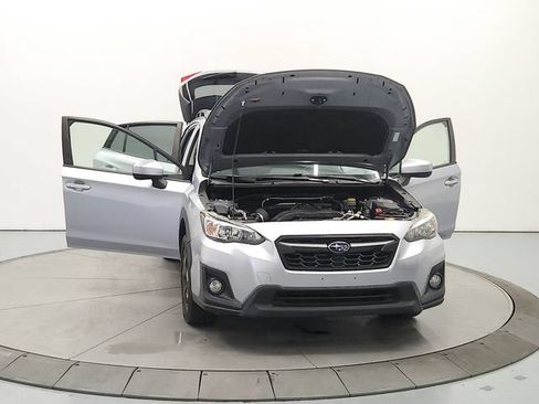 Used 2018 Subaru Crosstrek 2.0i Premium AWD/4WD image 11