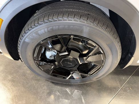 New 2026 Kia Sportage X-Line image 10