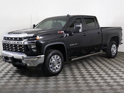 Used 2023 Chevrolet Silverado 3500 LT w/ Convenience Package image 7