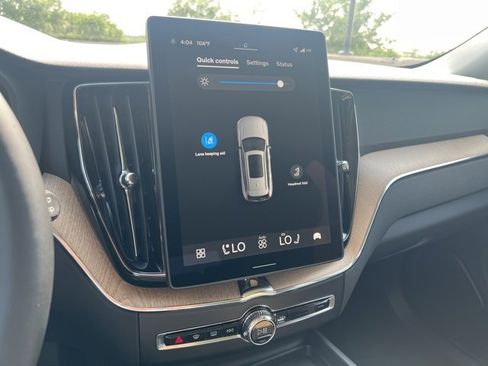 New 2026 Volvo XC60 B5 Plus w/ Climate Package image 16