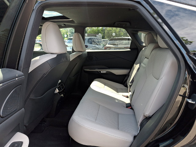 Used 2024 Lexus RX 350 Premium w/ Accessory Package (Z1) AWD/4WD image 10