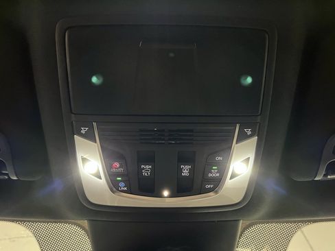 Used 2024 Acura MDX A-Spec image 9