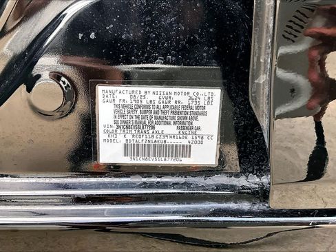 Used 2025 Nissan Versa SV w/ Trunk Package FWD image 34