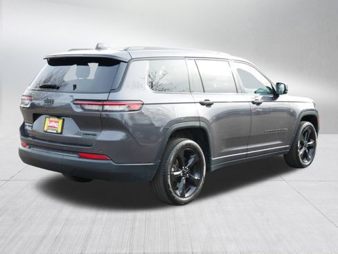 Used 2023 Jeep Grand Cherokee L Limited w/ Black Appearance Package image 7