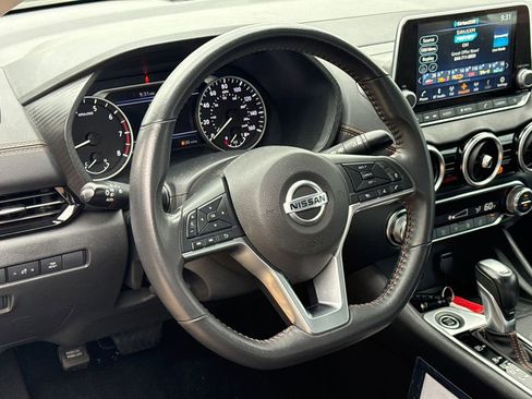 Used 2023 Nissan Sentra SR w/ Midnight Edition Package image 9